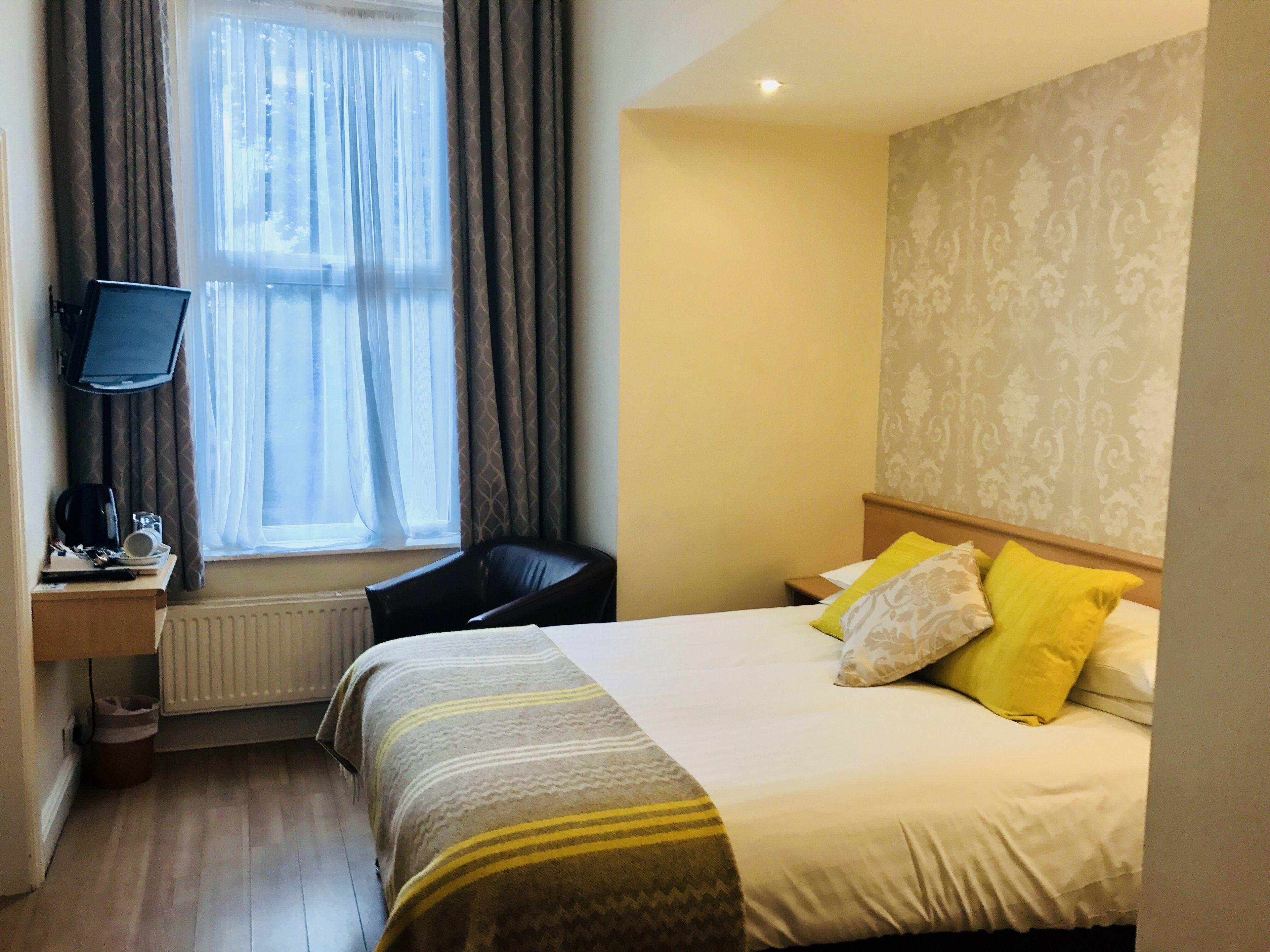 Westlynn Hotel & Apartments Free Parking Near Manchester Centre, Manchester